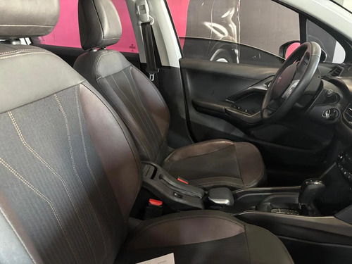 Peugeot 2008 1.6 Feline Tiptronic 2022