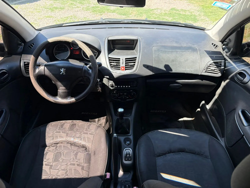 Peugeot 207 COMPACT XS 1.4 5P 2010