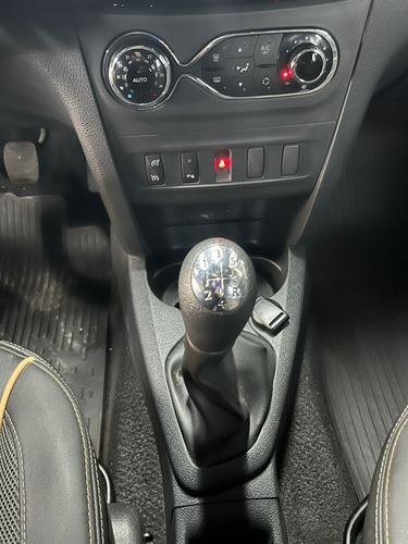 Renault Stepway 1.6 INTENS L19 2021