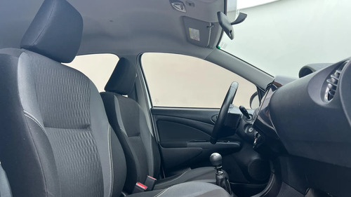 Toyota Etios 1.5 Sedan Xls 2023