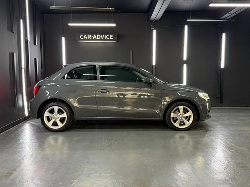 Audi A1 1.4 T AMBITION S-TRONIC L11 2017