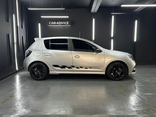 Renault Sandero 2.0 16V RS L16 2016