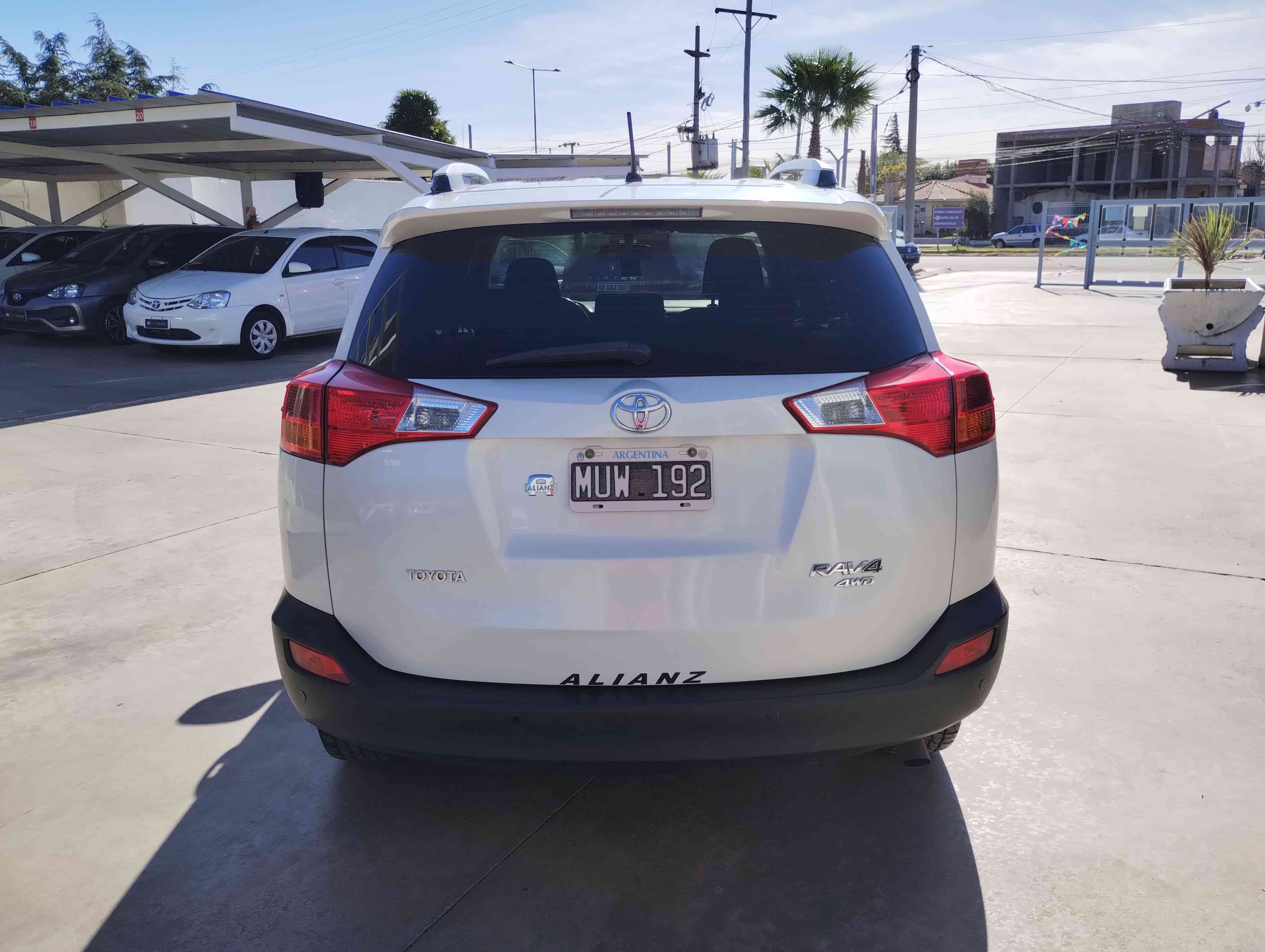 Toyota RAV 4 4 2.0 5 P L/16 4X4 VX CVT 2013