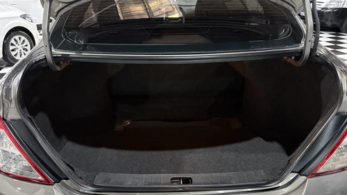 Nissan Versa 1.6 Advance Mt 2018