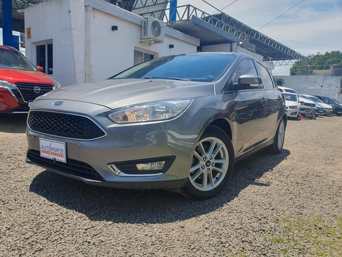 Ford Focus III 2.0 Sedan Se 2016
