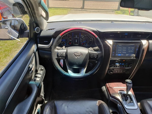 Toyota SW4 2.8 Srx 177cv 4x4 7as At 2019