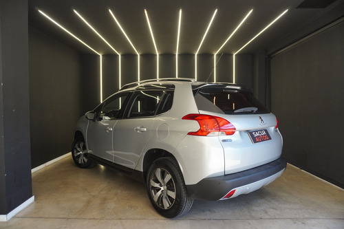 Peugeot 2008 1.6 Feline 2017