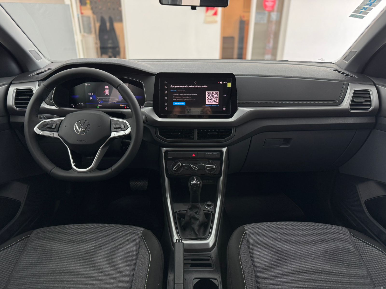 Volkswagen T-Cross TRENDLINE 1,0 200TSI 2025