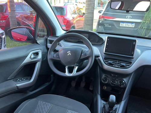 Peugeot 208 1.6 Allure 2018