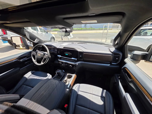 Chevrolet Silverado 5.3 V8 High Country 2026