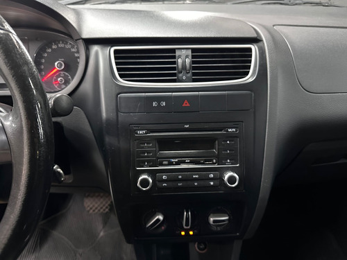 Volkswagen Fox 1.6 HIGHLINE I MOT 5P L10 2012