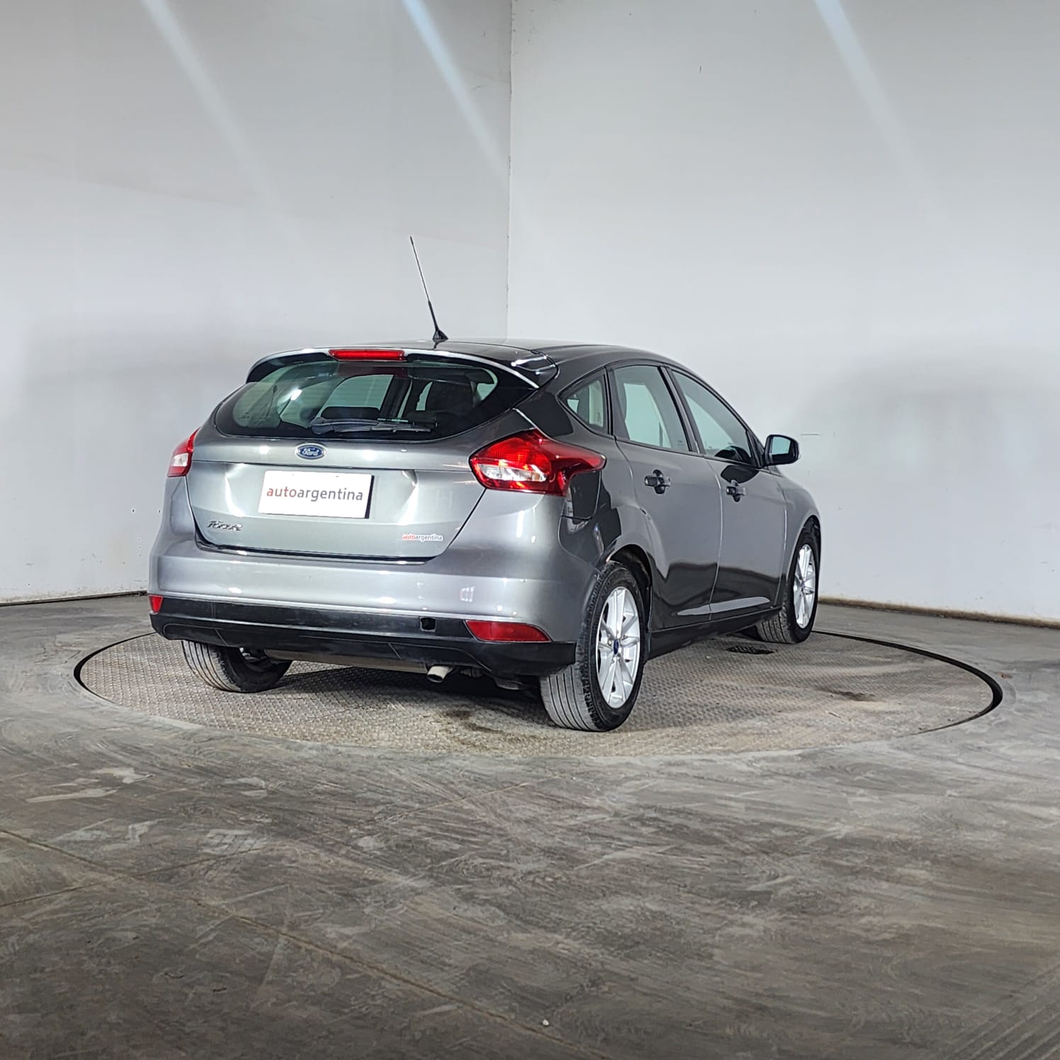 Ford FOCUS 5P 1.6L N MT S 2017