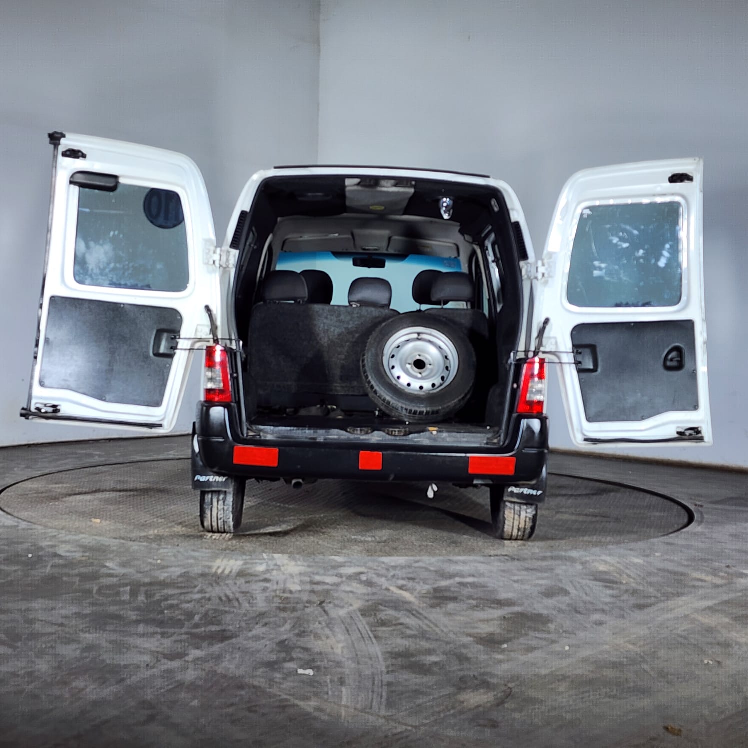 Peugeot PARTNER CONFORT 1.6 HDI 2016