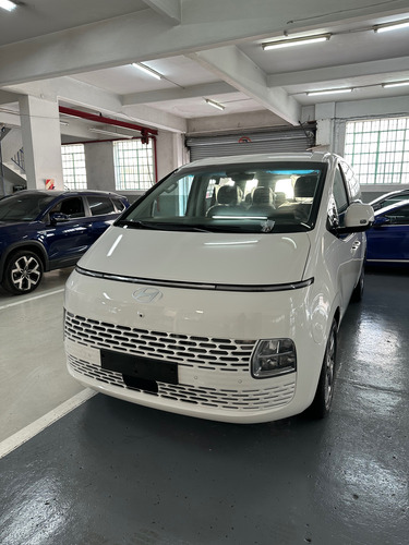 Hyundai Staria 2.2Td Ultimate 4Wd 2025