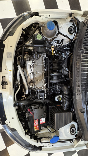 Volkswagen Gol Trend 1.6 Trendline 101cv 3p 2015