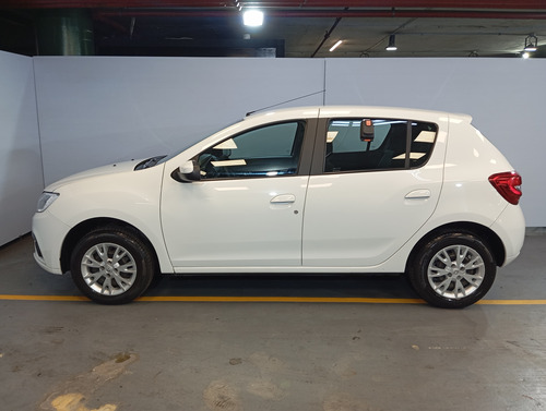 Renault Sandero 1.6 16v Zen L/19 2021