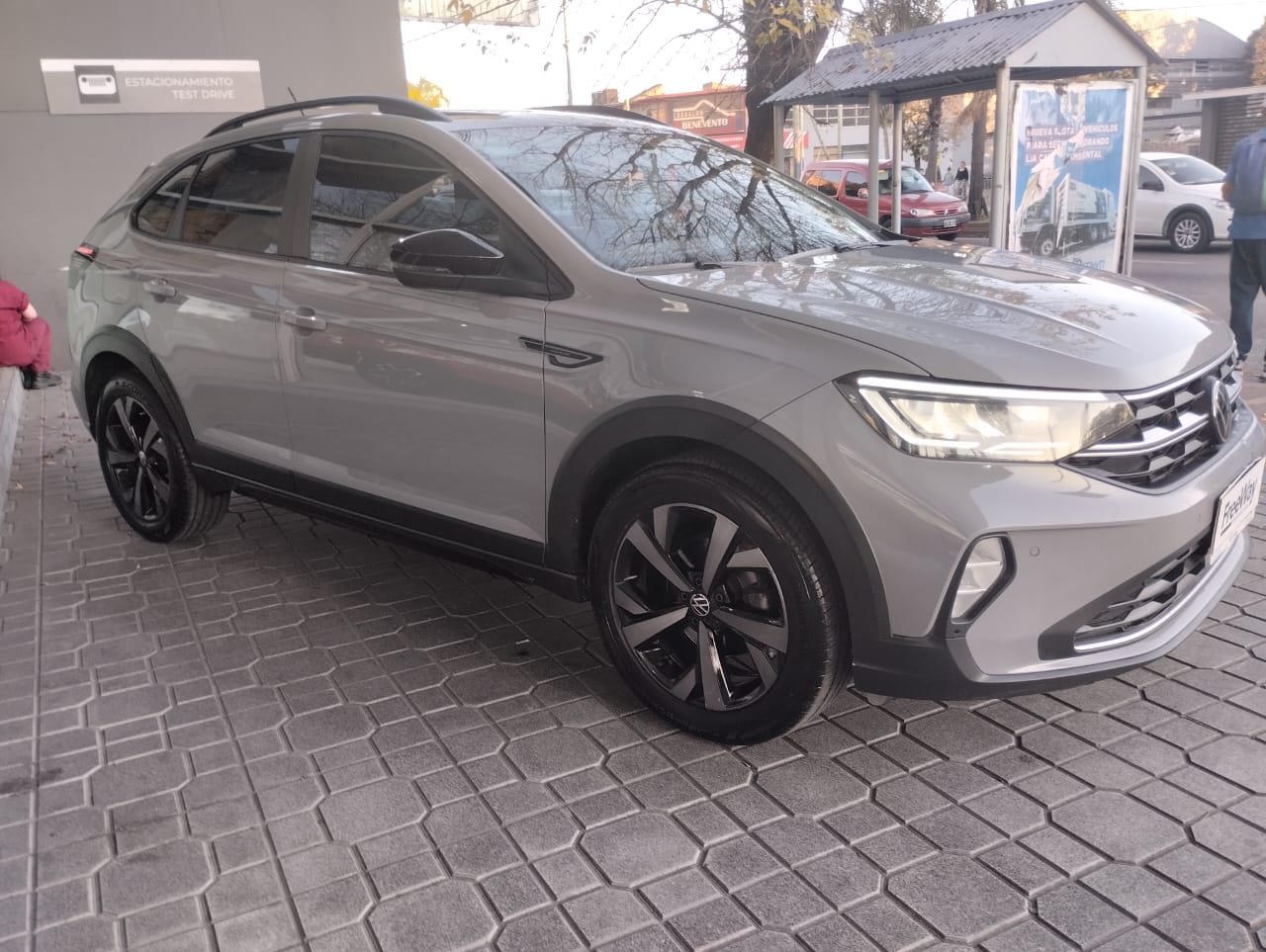 Volkswagen Nivus NIVUS HIGHLINE HERO AT 2021