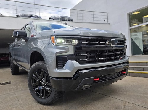 Chevrolet Silverado 5.3 V8 Z71 Trail Boss 2025