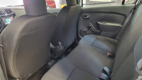 Renault Logan 1.6 16v Life 2025