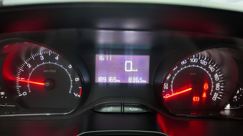 Peugeot 2008 1.6 Allure 2017