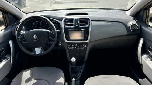 Renault Logan 1.6 Privilege 105cv Nac 2017