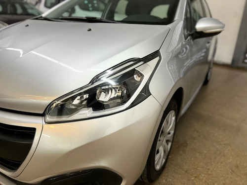 Peugeot 208 1.6 Active 2019