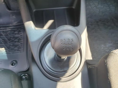 Toyota Hilux Dx 4x2 MT 2026