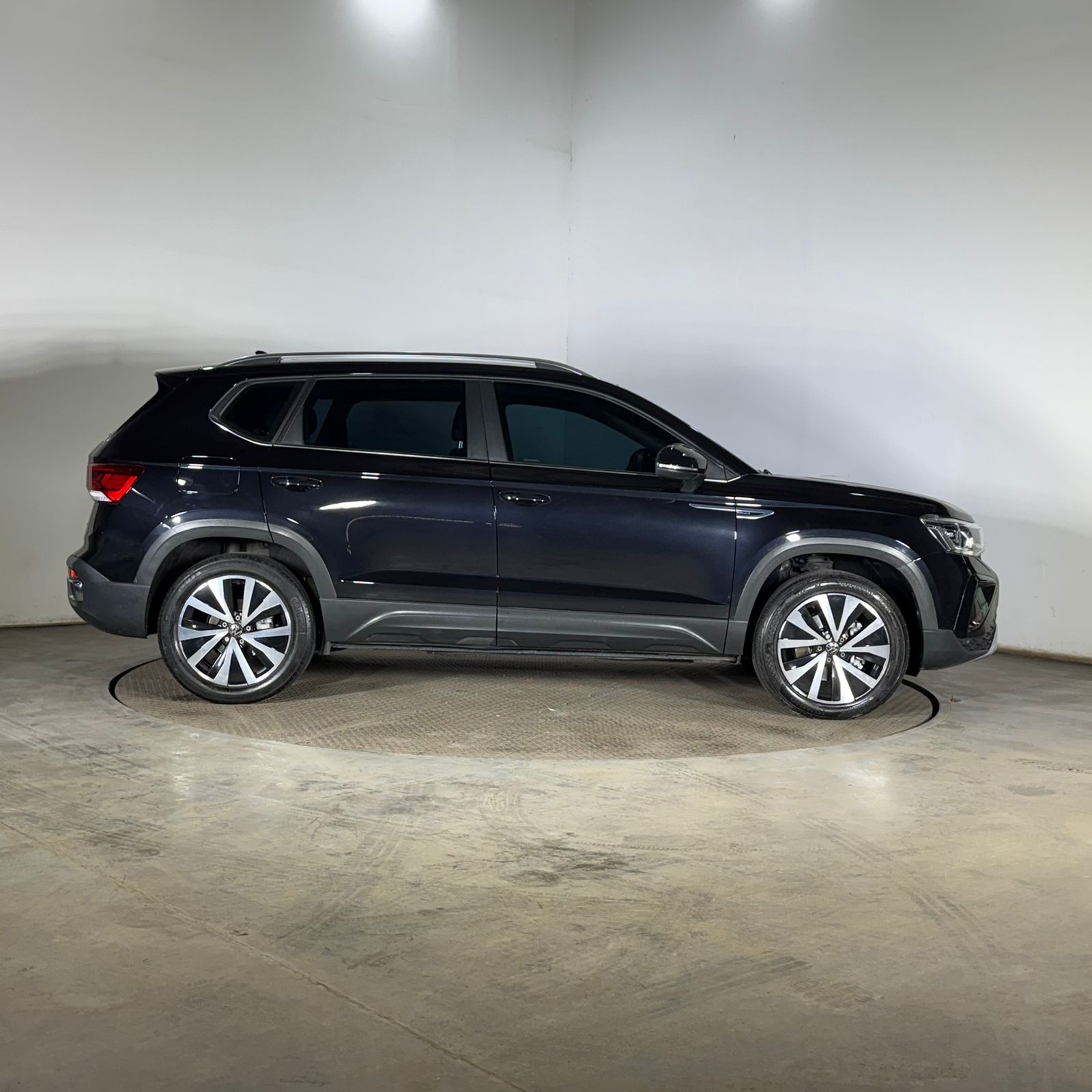 Volkswagen TAOS HIGHLINE 250 TSI AT 2022