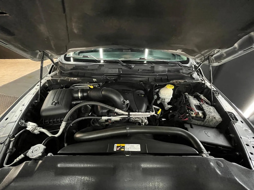 RAM 1500 5.7 DC 4X4 LARAMIE AT L13 2020