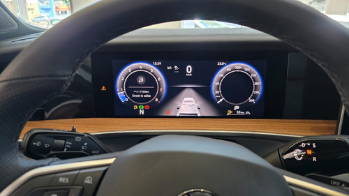 Volkswagen Tiguan VOLKSWAGEN TIGUAN R-LINE 250TSI DSG FC 2025