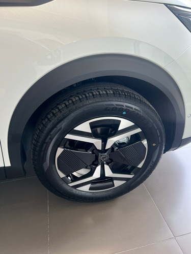 Peugeot 2008 1.6 Allure 2025