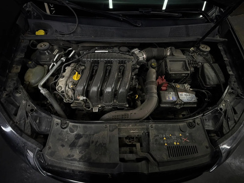 Renault Sandero 2.0 16V RS RACING SPIRIT L17 2017