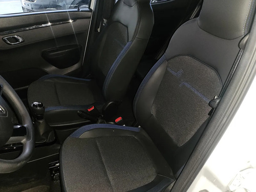 Renault Kwid 1.0 Sce 66Cv Iconic Outsider 2026