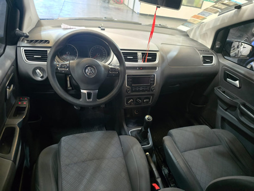 Volkswagen Suran 1.6 Comfortline 101cv 2014