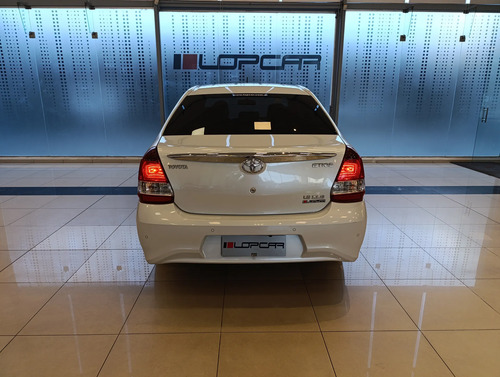 Toyota Etios 1.5 Sedan Xls 2023