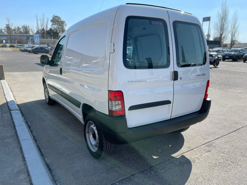 Peugeot Partner 1.6 Hdi Furgon Confort 92 2024