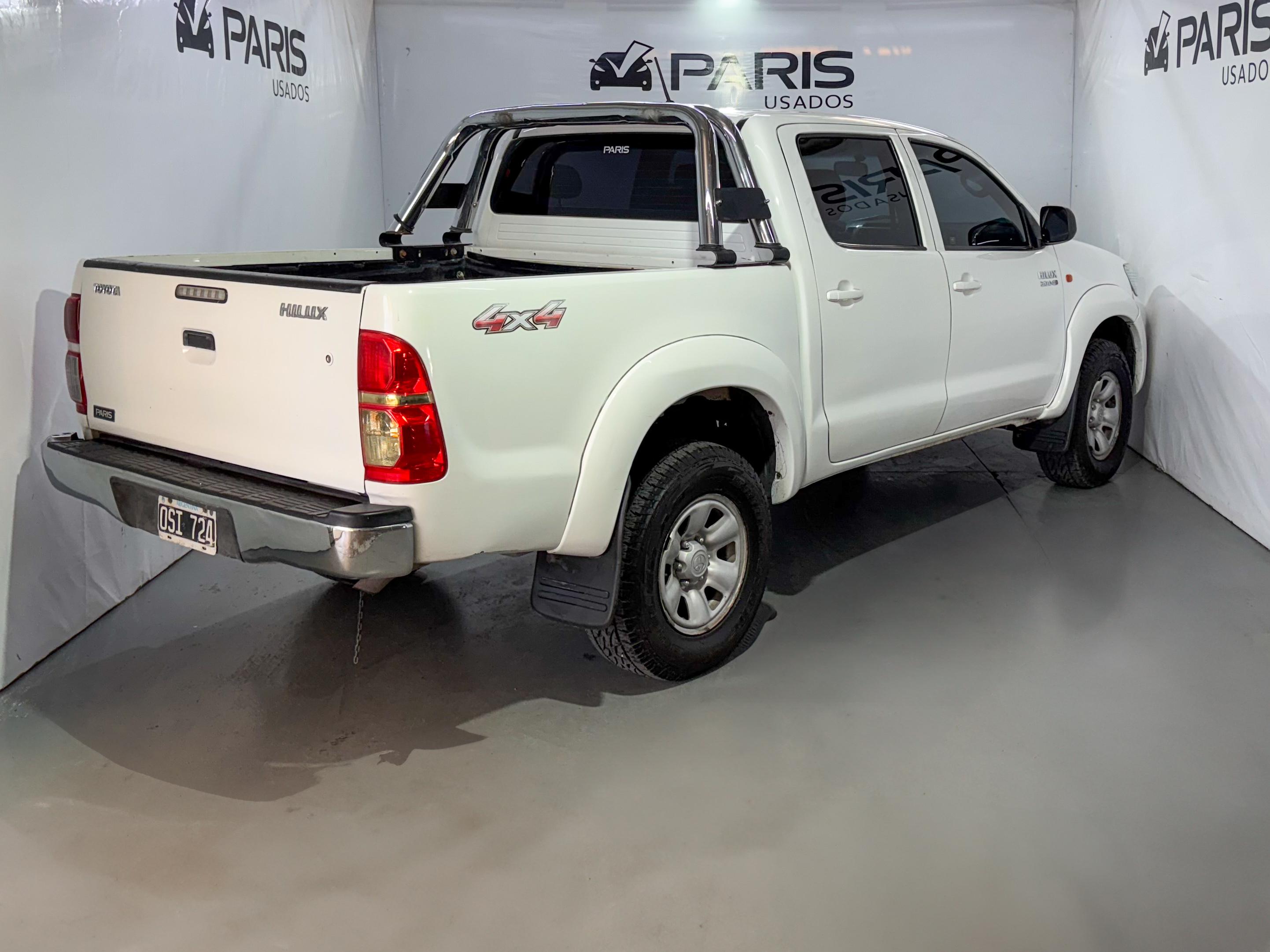 Toyota Hilux 3.0 CD SR 171 CV 4X4 2015