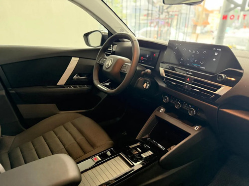 Citroën C4 1.2 Turbo Plus Hybrid 2026