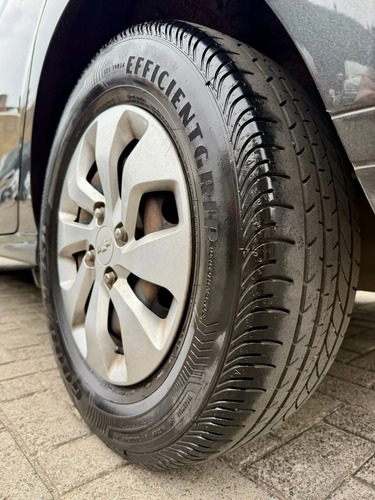 Chevrolet Onix 1.4 LS+ JOY 5P L16 2019