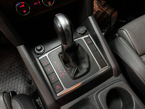 Volkswagen Amarok 2.0 TD 180HP 4X2 DC HIGHLINE AT L17 2017