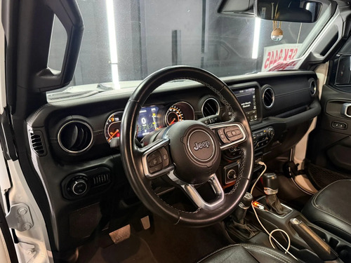 Jeep Gladiator 3.6 V6 4X4 OVERLAND AT8 2021