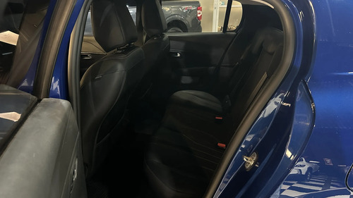 Peugeot 208 1.6 Allure Tiptronic 2022