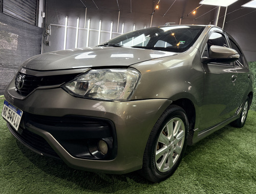 Toyota Etios 1.5 Sedan Xls 2018