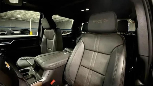 Chevrolet Silverado 5.3 V8 High Country 2025