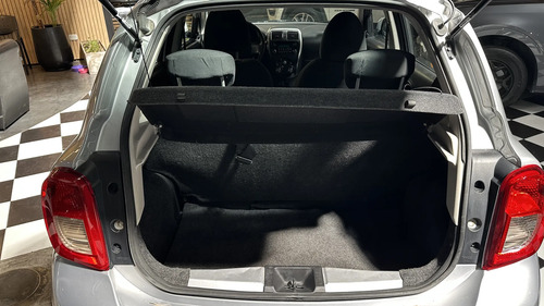 Nissan March 1.6 Sense 107cv M14 2016