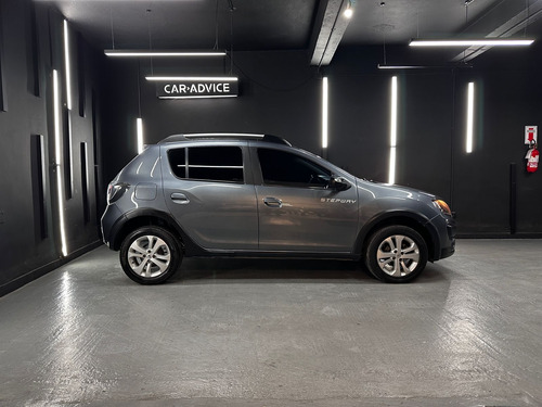 Renault Sandero Stepway 1.6 PRIVILEGE L15 2018