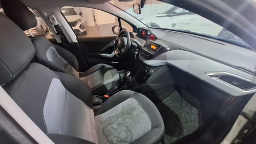 Peugeot 208 Allure 1.6 N 2014