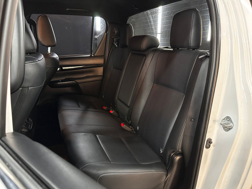 Toyota Hilux 2.8 TDI 4X2 DC SRX AT6 L16 2019