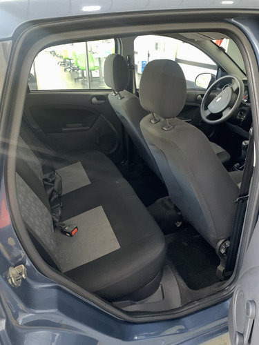 Ford Fiesta Ambiente Plus MP3 2011