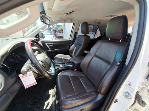 Toyota SW4 2.8 Srx 177cv 4x4 7as At 2019